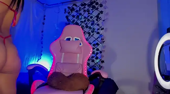 Snapshot of -Camila_ chatting on December 2024 09:31:01 PM -Camila online show from December 2024 09:31:01 PM