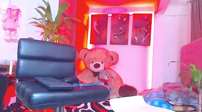 Hotgiirl 1 online show from February 2025 07:06:01 PM