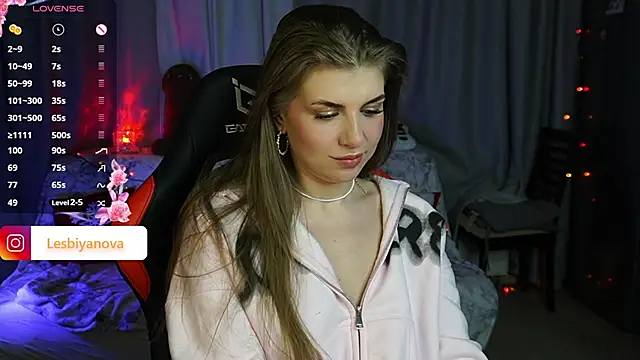 Snapshot of Just_alice chatting on January 2025 07:45:01 PM Just alice online show from January 2025 07:45:01 PM