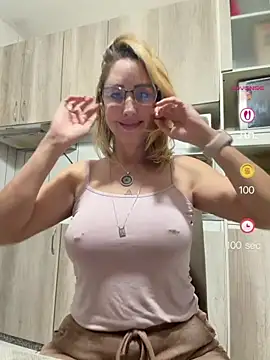 RAIRAsexy online show from July 2026 09:57:01 PM