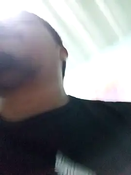 Snapshot of Vulckano43 chatting on January 2025 04:31:02 PM Vulckano43 online show from January 2025 04:31:02 PM