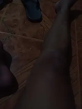 Snapshot of Vulckano43 chatting on October 2025 08:17:01 AM Vulckano43 online show from October 2025 08:17:01 AM