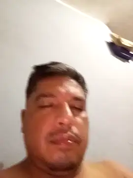 Snapshot of Vulckano43 chatting on November 2025 07:54:01 AM Vulckano43 online show from November 2025 07:54:01 AM