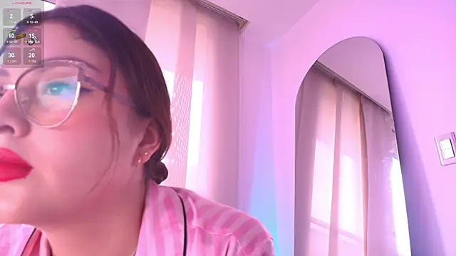 Pleasure Vibes23 online show from October 2025 11:14:02 AM