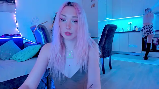 AlexRoseLiRed online show from December 2024 07:50:02 PM