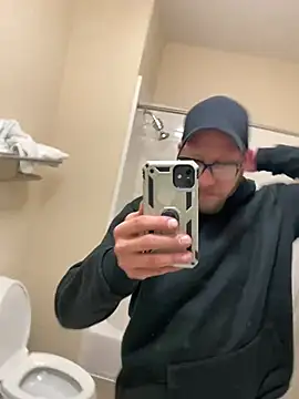 Snapshot of Tomas_Zaddy chatting on January 2025 12:39:02 PM Tomas Zaddy online show from January 2025 12:39:02 PM