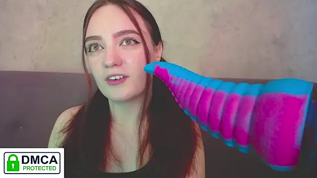 Snapshot of Alyssa___Scarlet chatting on December 2024 09:44:01 AM Alyssa Scarlet online show from December 2024 09:44:01 AM