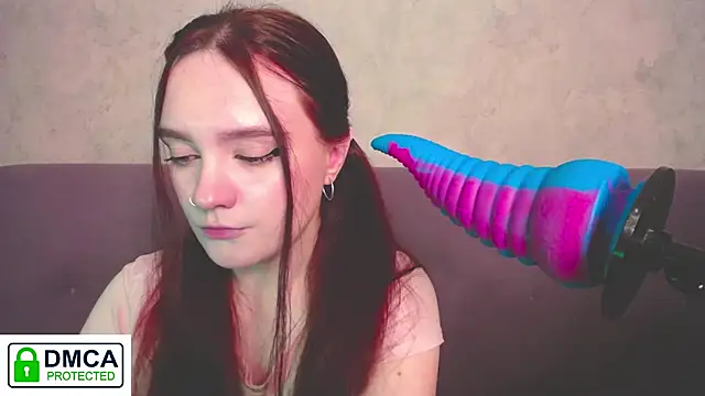 Snapshot of Alyssa___Scarlet chatting on November 2025 03:39:01 AM Alyssa Scarlet online show from November 2025 03:39:01 AM