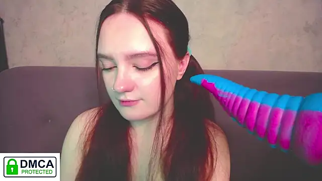 Snapshot of Alyssa___Scarlet chatting on November 2025 02:33:01 AM Alyssa Scarlet online show from November 2025 02:33:01 AM