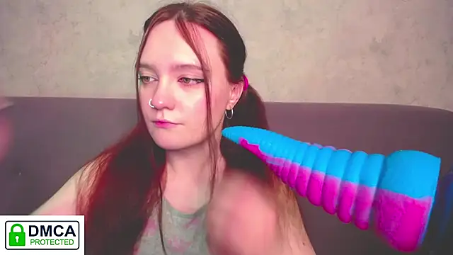 Snapshot of Alyssa___Scarlet chatting on November 2025 02:25:02 AM Alyssa Scarlet online show from November 2025 02:25:02 AM