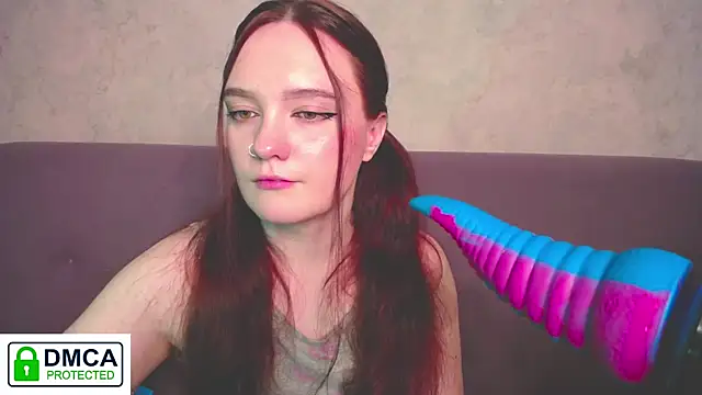 Snapshot of Alyssa___Scarlet chatting on December 2025 04:07:01 AM Alyssa Scarlet online show from December 2025 04:07:01 AM