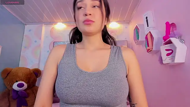 dayra angels online show from January 2025 04:04:01 AM