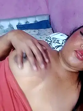 Snapshot of rosmery-navarro chatting on February 2025 06:00:01 AM rosmery-navarro online show from February 2025 06:00:01 AM