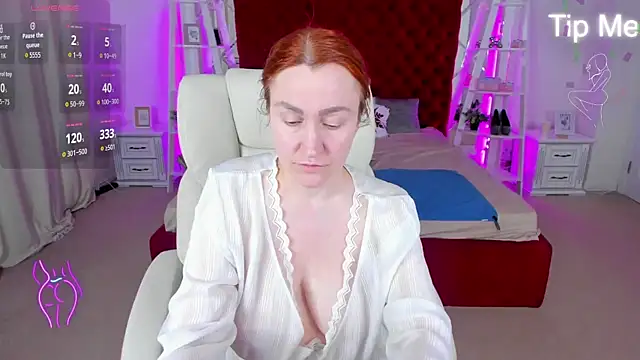 Snapshot of Kamilla_Hot chatting on July 2026 05:20:01 PM Kamilla Hot online show from July 2026 05:20:01 PM