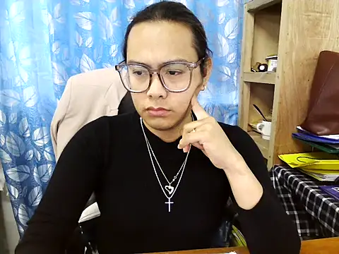 Snapshot of Your_PrettyGirlxxx chatting on May 2026 12:27:01 AM Your PrettyGirlxxx online show from May 2026 12:27:01 AM