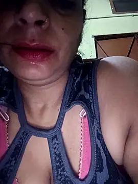 silkyrani123 online show from October 2025 06:08:02 PM