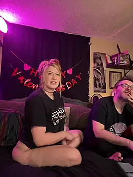 Snapshot of Mallorykoxx69 chatting on February 2025 05:01:02 PM Mallorykoxx69 online show from February 2025 05:01:02 PM