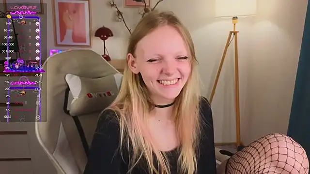 evangel1ne online show from October 2025 09:25:02 PM