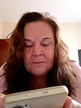 Yaya Mineira online show from January 2025 12:03:02 PM