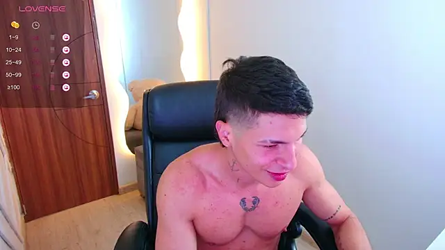 harrisoncuper online show from December 2025 10:59:02 PM