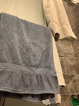 Snapshot of KcCumz19 chatting on December 2025 10:28:02 PM KcCumz19 online show from December 2025 10:28:02 PM