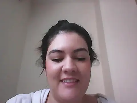lauratobon online show from October 2025 04:52:02 PM