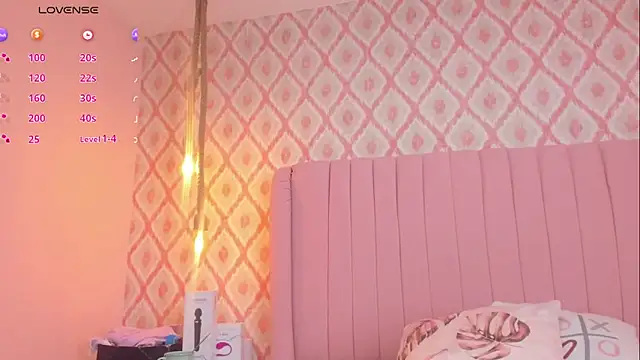 MAGIEVANS1 online show from January 2025 12:18:01 PM