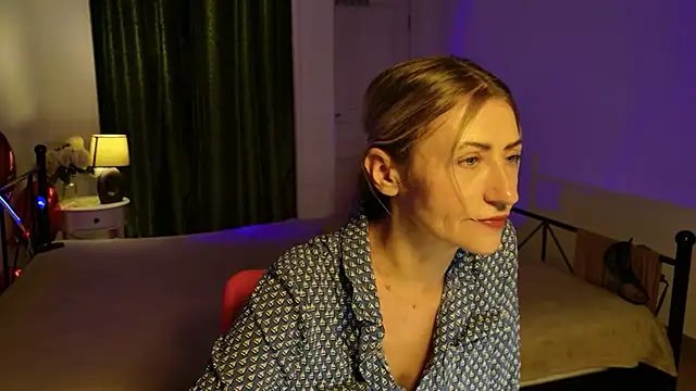 Snapshot of ZoeGrant chatting on July 2026 05:41:02 PM ZoeGrant online show from July 2026 05:41:02 PM