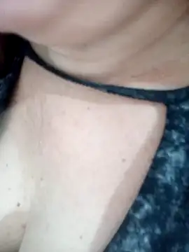 Snapshot of CASADASIGILO2 chatting on February 2025 02:14:02 AM CASADASIGILO2 online show from February 2025 02:14:02 AM