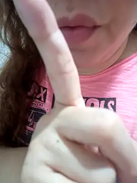 Snapshot of CASADASIGILO2 chatting on February 2025 09:24:01 AM CASADASIGILO2 online show from February 2025 09:24:01 AM