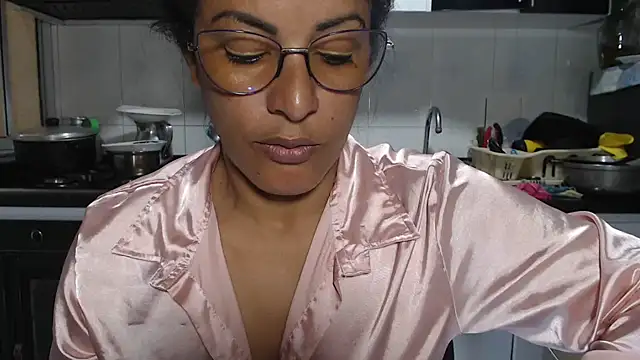 kateleyagrey online show from January 2026 06:31:02 PM