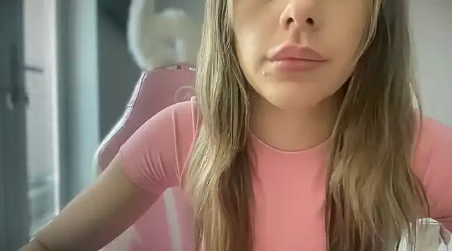 Lillymariee online show from January 2025 02:51:01 PM