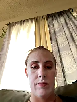 Snapshot of ClumsyLink chatting on November 2025 10:45:02 PM ClumsyLink online show from November 2025 10:45:02 PM