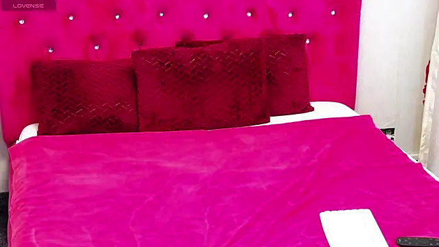 TinaMaay online show from December 2024 07:30:01 AM