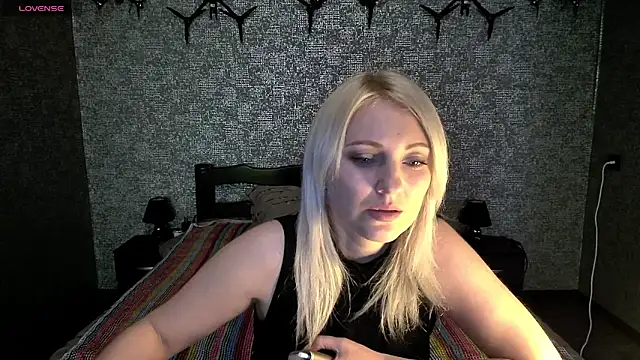 annagreeneyess online show from April 2026 12:34:02 PM