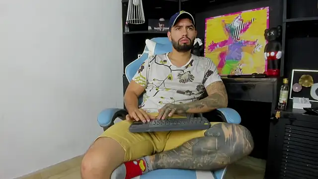 Snapshot of matteosantos chatting on February 2025 01:56:02 PM matteosantos online show from February 2025 01:56:02 PM