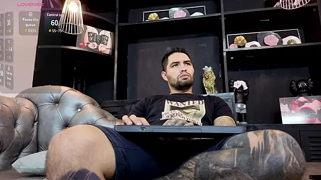 Snapshot of matteosantos chatting on November 2025 11:42:02 AM matteosantos online show from November 2025 11:42:02 AM