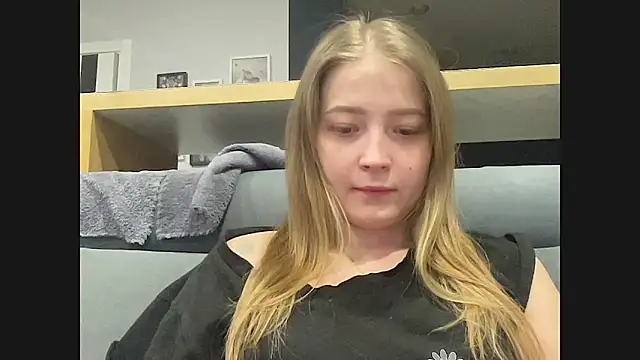 CharmingSarah online show from February 2026 05:33:01 PM