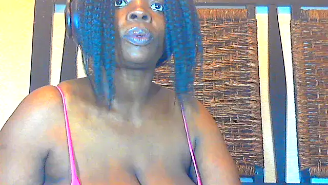 Snapshot of CallyCallienteXxX chatting on March 2025 01:02:02 AM CallyCallienteXxX online show from March 2025 01:02:02 AM