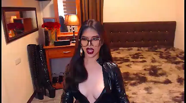 Snapshot of EXTREMELYDOM chatting on December 2024 05:51:01 AM EXTREMELYDOM online show from December 2024 05:51:01 AM