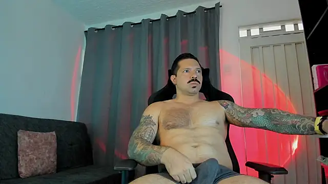 Pierre Vidal online show from November 2025 07:43:01 PM