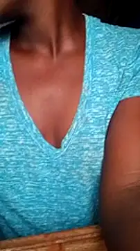 Snapshot of shape30 chatting on December 2024 05:15:01 AM shape30 online show from December 2024 05:15:01 AM