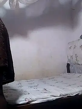 Snapshot of shape30 chatting on January 2025 04:47:01 AM shape30 online show from January 2025 04:47:01 AM