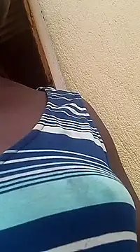 Snapshot of shape30 chatting on January 2025 09:45:01 AM shape30 online show from January 2025 09:45:01 AM