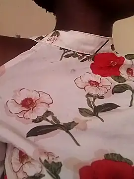 Snapshot of shape30 chatting on March 2025 05:05:02 AM shape30 online show from March 2025 05:05:02 AM