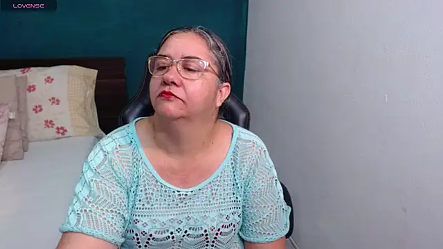 scaelettdubois online show from February 2026 01:07:02 AM