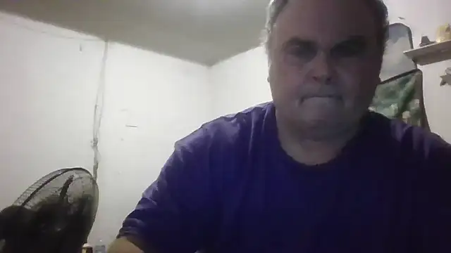 Snapshot of jamestexas chatting on June 2026 03:09:02 AM jamestexas online show from June 2026 03:09:02 AM