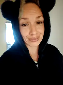 Snapshot of sexymarilyncolombia chatting on February 2025 03:50:02 PM sexymarilyncolombia online show from February 2025 03:50:02 PM