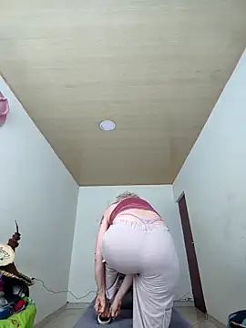 Snapshot of sexymarilyncolombia chatting on March 2025 12:37:01 PM sexymarilyncolombia online show from March 2025 12:37:01 PM