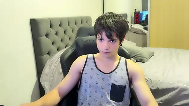 SasukeUhchiaa online show from February 2025 12:48:02 AM